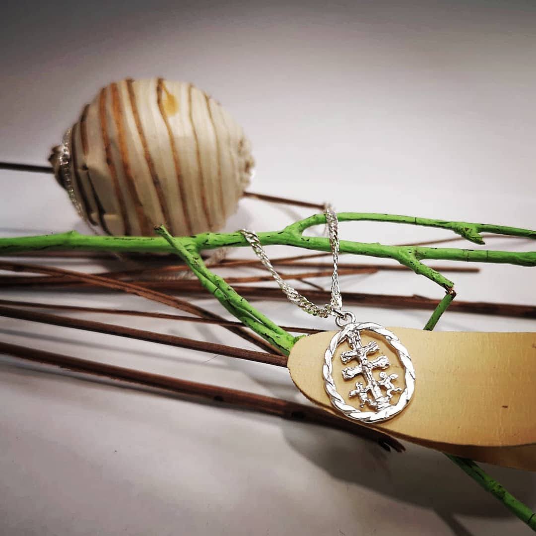 Cruz de Caravaca plata 925 pequeña