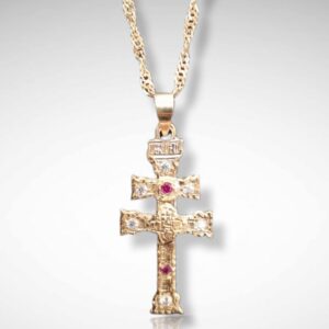 cruz caravaca oro piedras